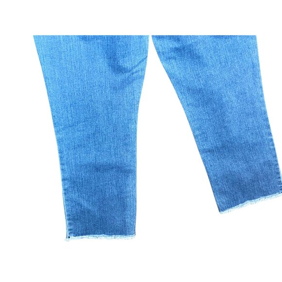 Code Bleu High Rise Classic Crop Frayed Hem Jeans Size 8P - Picture 5 of 6